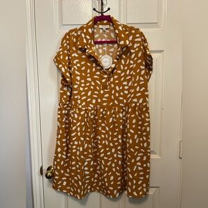 NWT 1X Umgee Camel and White Abstract Dress